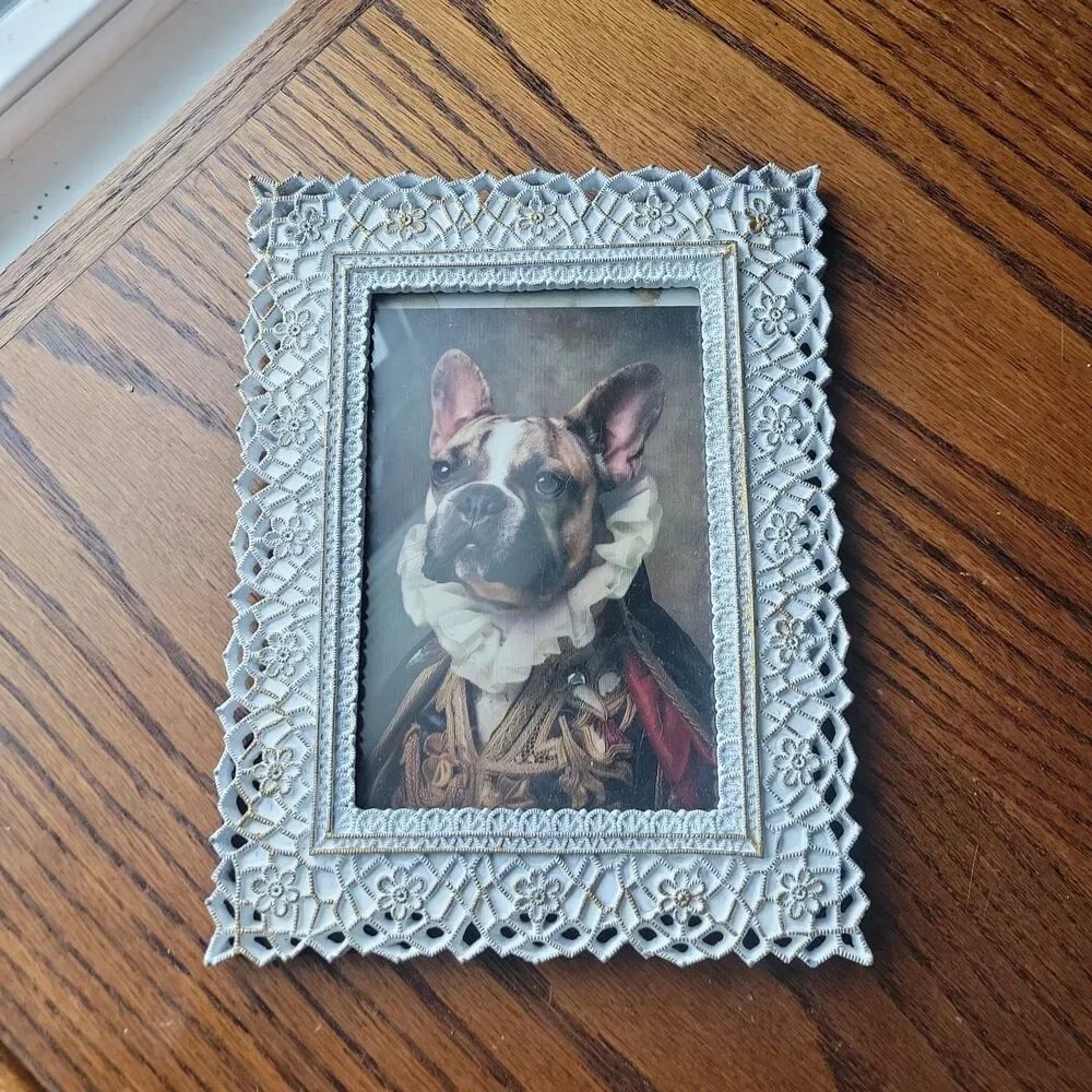 Vtg Metal Picture Frame Gold Filigree Whitewash 4x6 photo Royal Bulldog Print